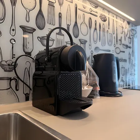 Blackhome Hauptbahnhof I Contactless Check-in Aparthotel Innsbruck
