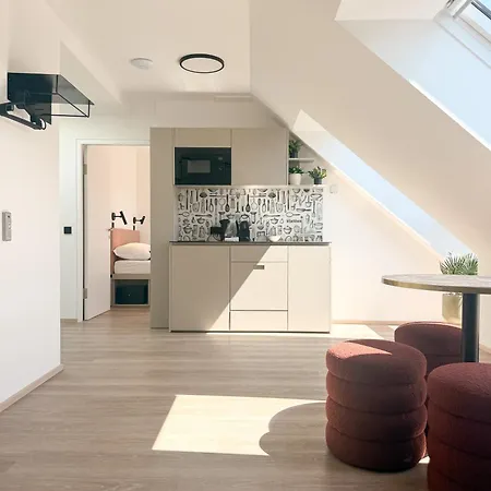 Blackhome Hauptbahnhof I Contactless Check-in Aparthotel Innsbruck